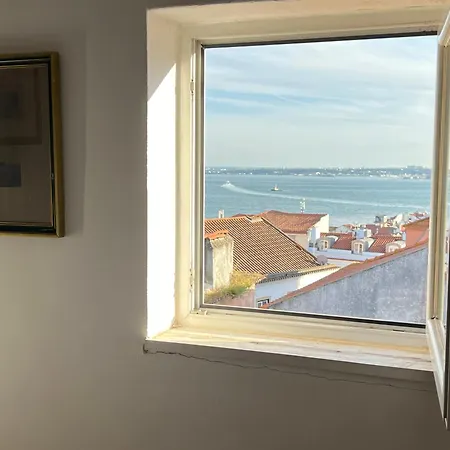Lisboalfama 3. Amazing River View! * Lissabon